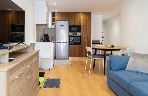 Madalena Apartment | Charming Beach Retreat by MP