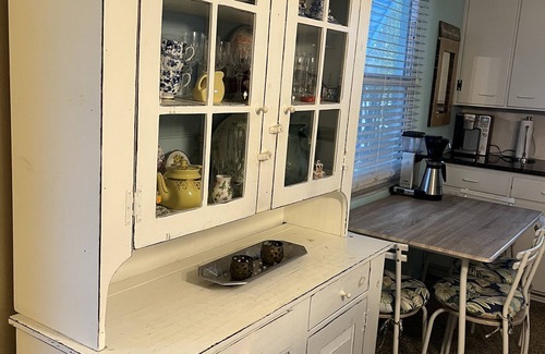 New Smyrna Beach House | Charming Beachside Cottage in New Smyrna Beach