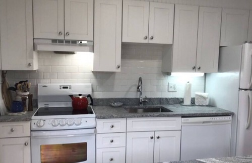 Mashpee Cottage | Charming, Beachfront Cottage, Designer Furnishings, Newly Renovated, 2bd/1.5bath