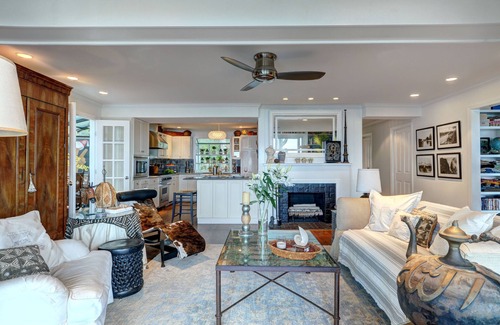 North Sea House | Charming Beachfront Cottage between SHampton & Sag Harbor, Spectacular Sunsets
