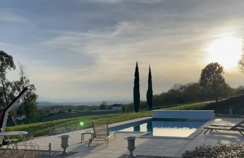 Orriule House | Charming Bearnaise farmhouse with swimming pool