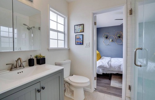 Gardena House | Charming Beauty Gardena Retreat for Family Getaway
