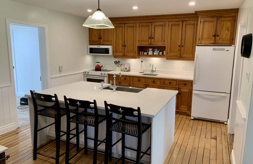 Grey Highlands Other | Charming Beaver Valley Farmhouse - Recently renovated family getaway