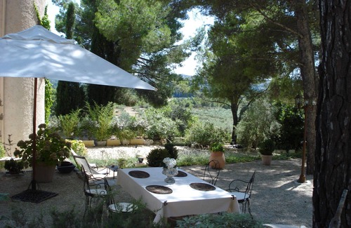 Mouries House | Charming Bed and Breakfast near BAUX de PROVENCE