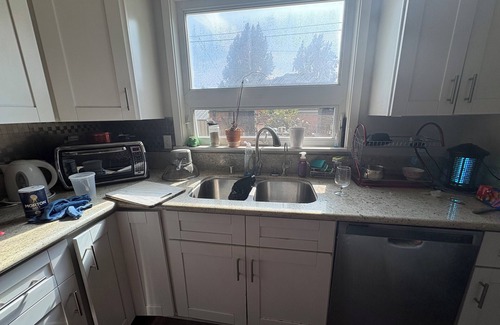 North Hills West Bed & Breakfast | Charming bed & breakfast in a quiet neghborhood. close to major feeways