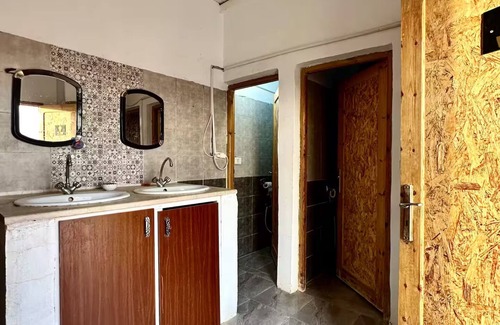 El Faouar Bed & Breakfast | Charming bed & breakfast in excellent Es Sabria with WiFi