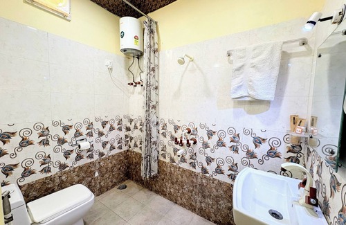 Rakabganj Bed & Breakfast | Charming bed & breakfast in brilliant Agra with WiFi, AC