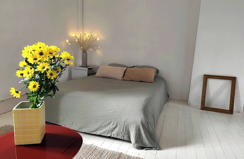 Conques-sur-Orbiel Bed & Breakfast | Charming bed and breakfast less than 15 minutes from Carcassonne Room 2