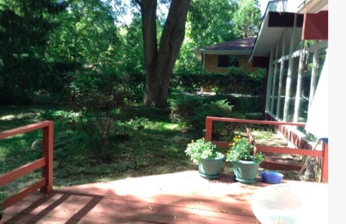 Allmendinger Heights House | Charming Bedroom & Private Bathroom