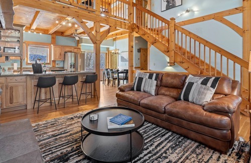 Old Fort Cabin | Charming Blue Ridge & Black Mnt Oasis
