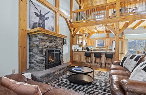 Old Fort Cabin | Charming Blue Ridge & Black Mnt Oasis