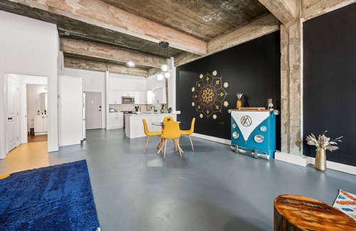 Birmingham Condo | Charming Boho Loft on Historic Morris Ave