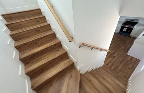 South of Conant House | Charming brand new 2-bedroom house in welcoming Long Beach with AC, WiFi