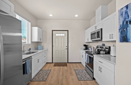Logan House | Charming Brand New Built House in lively Spokane-Free Parking+AC!