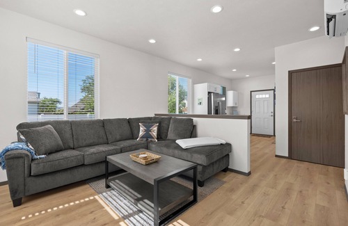 Logan House | Charming Brand New Built House in lively Spokane-Free Parking+AC!