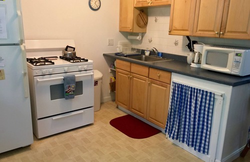 Brewster Cottage | Charming Brewster Cottage