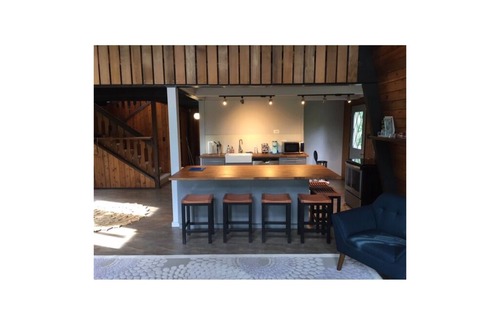 Springfield House | Charming British Columbia chalet close to Yellow Springs, Clifton and Cedarville