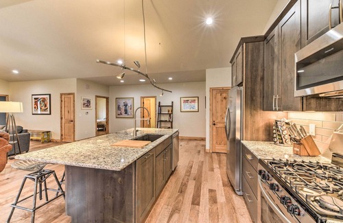 Buena Vista House | Charming Buena Vista Home ~ 1 Block to Main Street