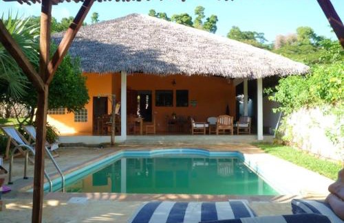 Nosy Be House | Charming bungalow in Andilana, pool, sea view and garden
