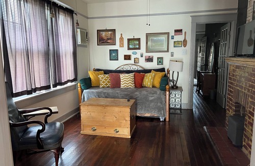 Arabi House | Charming bungalow in Arabi