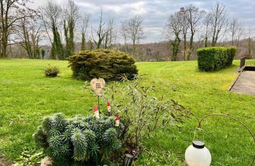 Burghausen Apartment | Charming Burgfrieden for 2