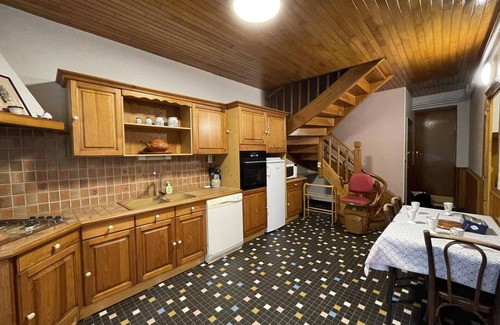 Ferrieres-sur-Sichon Cottage | Charming Cottage with Modern Amenities, Near Vichy and Ski Resorts