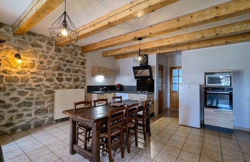 Saint-Romain-Lachalm Cottage | Charming Countryside Gîte with Fireplace & Mezzanine Bedrooms