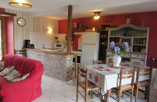 Tourville-sur-Sienne Cottage | Charming Cottage with Lakeside View, Fishing & Farm Activities