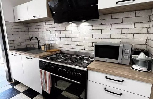 La Jetee Villa | Charming Canétoise house near beach and amenities!