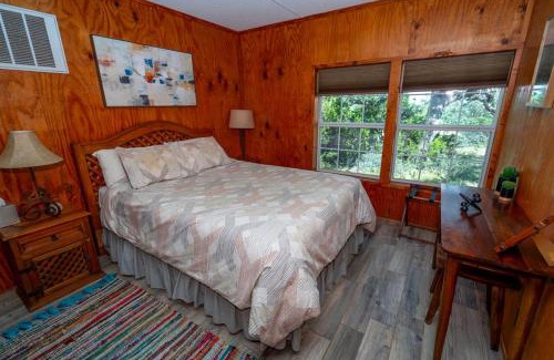 Eldorado House | Charming Cabin Escape in Eldorado, Texas, for Relaxing Getaways to the Texan Countryside