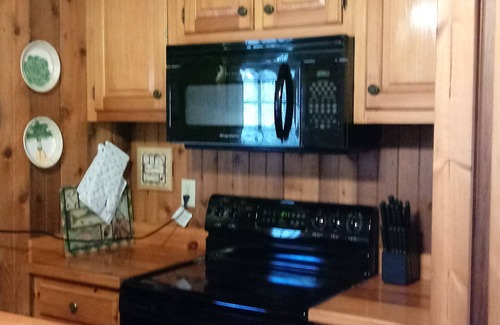 Sunset Cabin | Charming Cabin in the Eastatoee Valley, and a deck on the river.