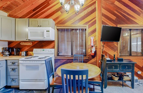 Tahoma Cabin | Charming Cabin & Loft | Pretty Pine-Lined Deck | Close to West Shore Action
