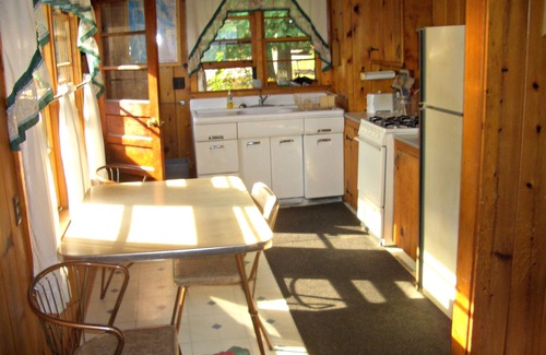 Alden Cabin | Charming Cabin on Chain-of-Lakes