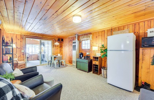 Hayward Cabin | Charming Cabin on Grindstone Lake