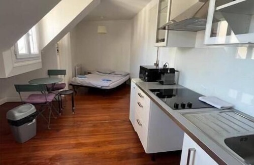 Batignolles Apartment | Charming, calm and bright studio with view over the rooftops of Montmartre