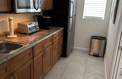 McGregor Apartment | Charming canal-front apartment with king bed, AC, WiFi, in phenomenal Fort Myers