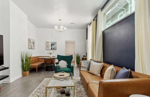 Mid-City House | Charming Canal Street Family Retreat in Heart of NOLA