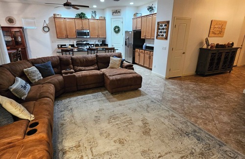 Sossaman Estates House | Charming Canary 3-bedroom home in Queen Creek. Hot tub, private.