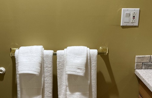 Canton Apartment | ✅Charming Canton Studio / Guesthouse with private entrance