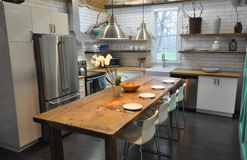 Niagara Falls Cottage | Charming Carriage House in Niagara's Wine Country