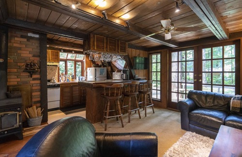 Glacier Ski Chalet | Charming Cedar Chalet with Amazing Cedar Soaking Tub in Covered Gazebo