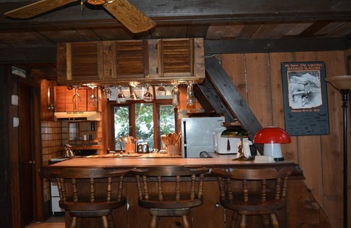 Glacier Ski Chalet | Charming Cedar Chalet with Amazing Cedar Soaking Tub in Covered Gazebo