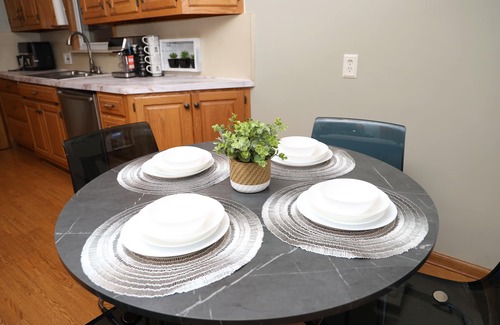 Dearborn Heights House | Charming, Central, Cozy Home - Ideal