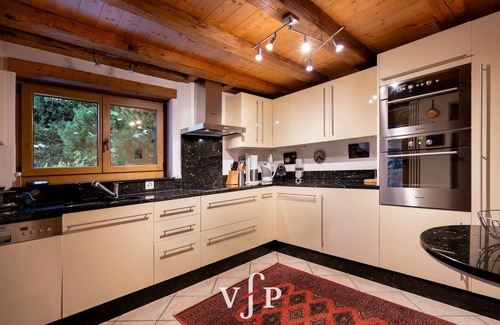 Verbier Ski Chalet | Charming chalet located in Patier, with a south facing terrace offering wonderful views.*Ups