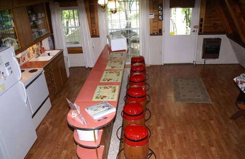 Lebanon Cabin | Charming Chalet! Slayden House on Old Hickory Lake, 25 Miles from Nashville