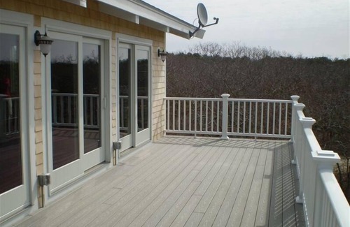 Edgartown House | Charming Chappaquiddick Retreat: Steps from Private Beach & Edgartown's Best!