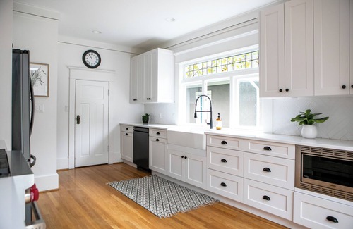 West Side House | Charming Character Home in Kerrisdale with Hot Tub/Sport and Pickle Ball Court