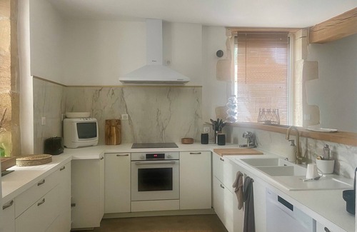 Saint-Sulpice-de-Royan House | Charming CHARENTAISE of 250 m2 in Royan, ideal for 3 families