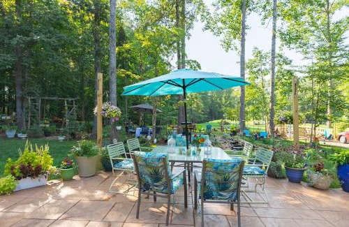 Charlottesville House | Charming Charlottesville Apt with Outdoor Space!