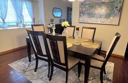 Windsor Locks Condo | Charming Chateau close to Airport